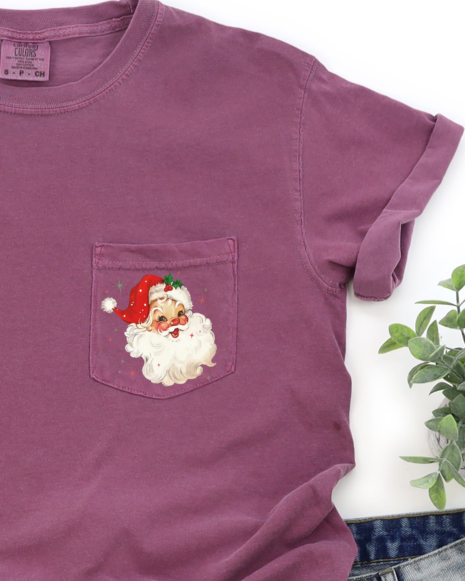 Retro Santa Sparkles Pocket Red Hat Christmas Winter Snow Xmas Comfort Colors Tee